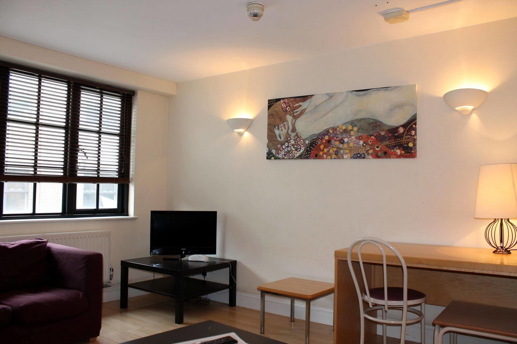 Acorn - Bakers Row Apartments ลอนดอน ภายนอก รูปภาพ